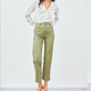 Aritzia Melina cropped pants